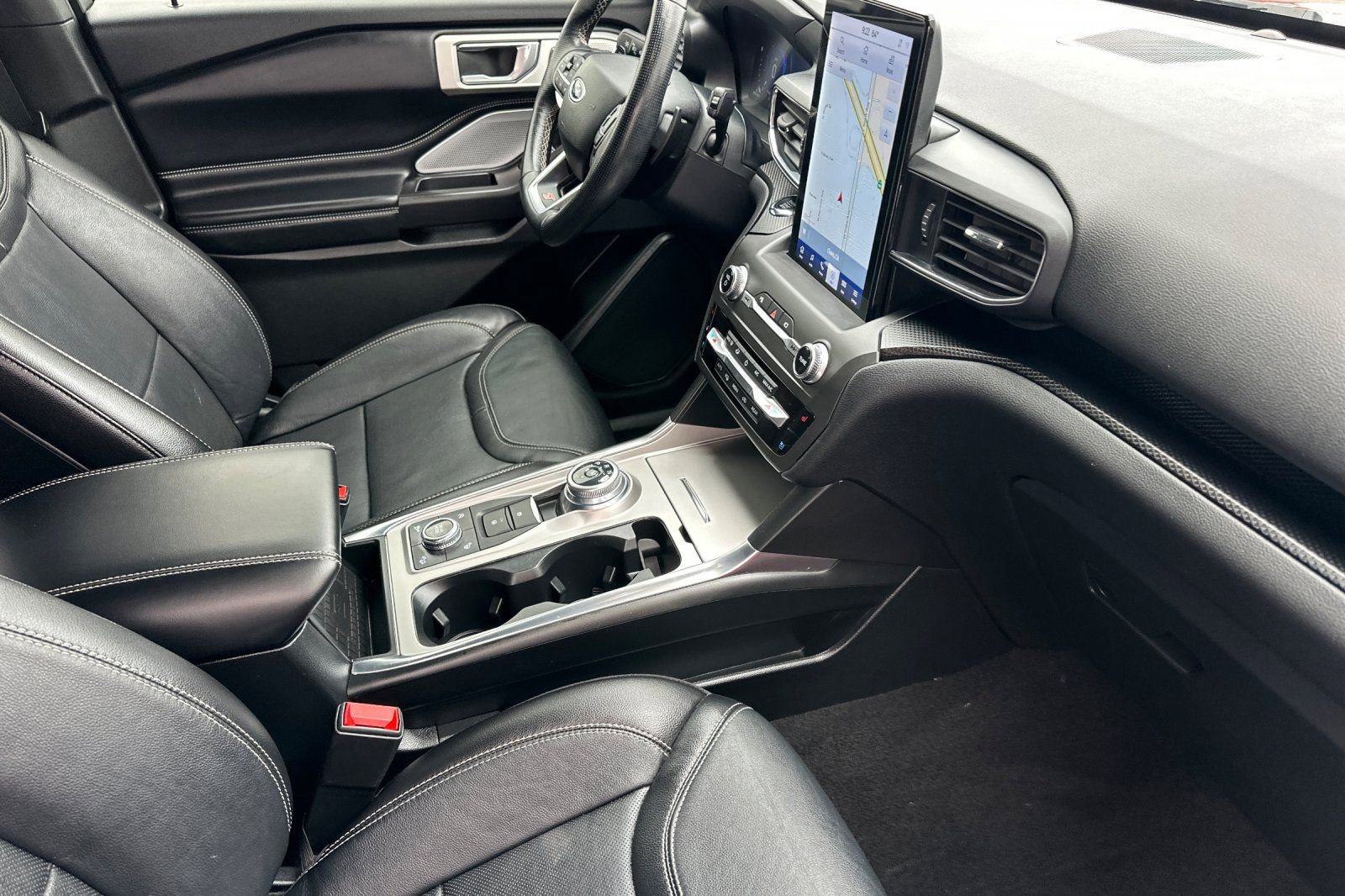 Certified 2020 Ford Explorer ST w/ Premium Technology Package AWD/4WD image 17