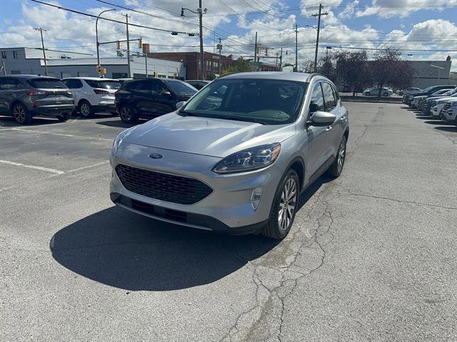 Certified 2022 Ford Escape Titanium w/ Class II Trailer Tow Package image 2