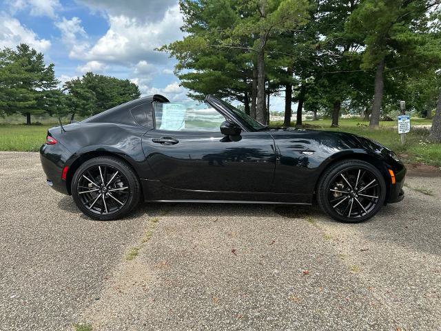 Used 2025 MAZDA MX-5 Miata RF Grand Touring RWD image 9