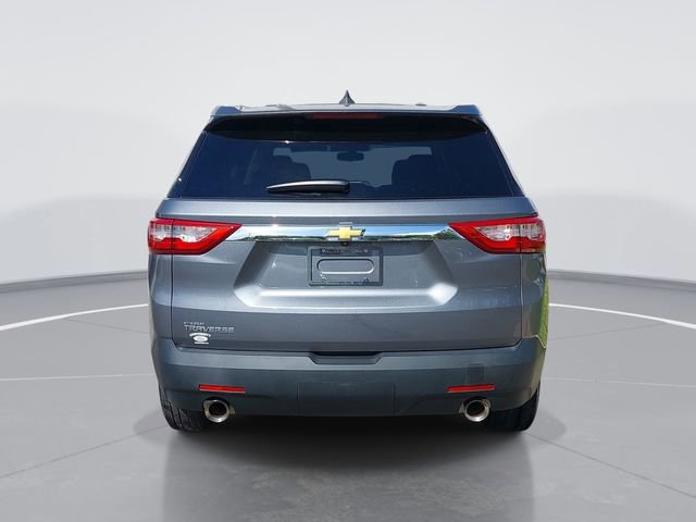 Used 2021 Chevrolet Traverse LS image 4