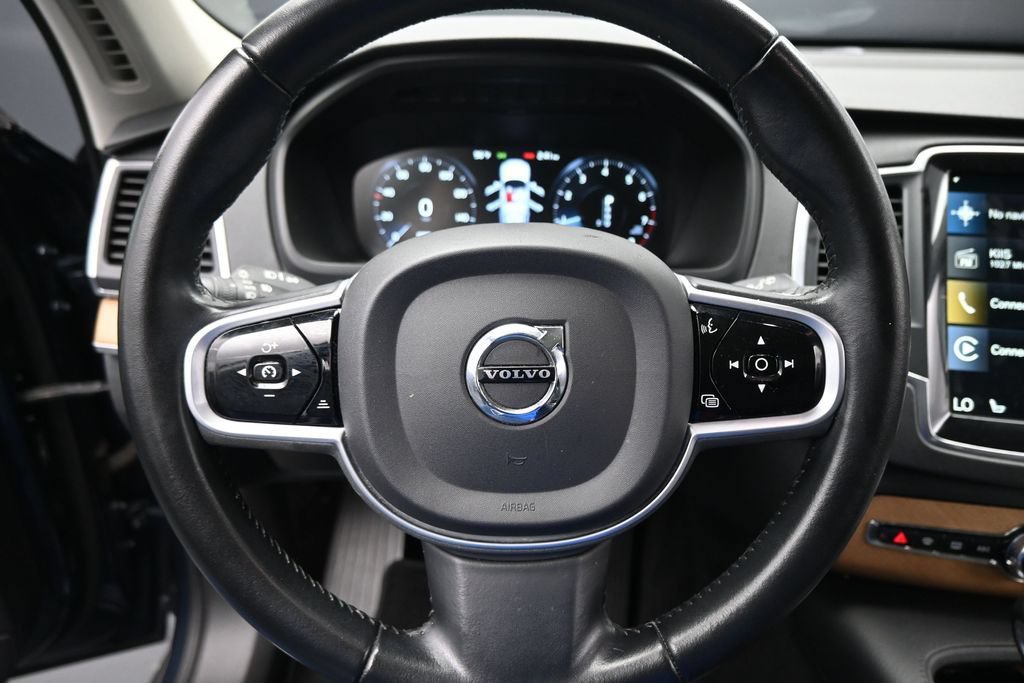 Used 2021 Volvo XC90 T5 Momentum w/ Protection Package Premier AWD/4WD image 15
