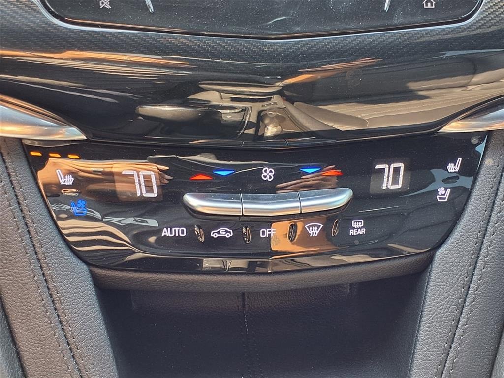 Used 2022 Cadillac XT6 Sport w/ Platinum Package image 12