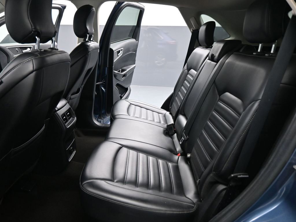 Certified 2019 Ford Edge SEL w/ Equipment Group 201A image 46