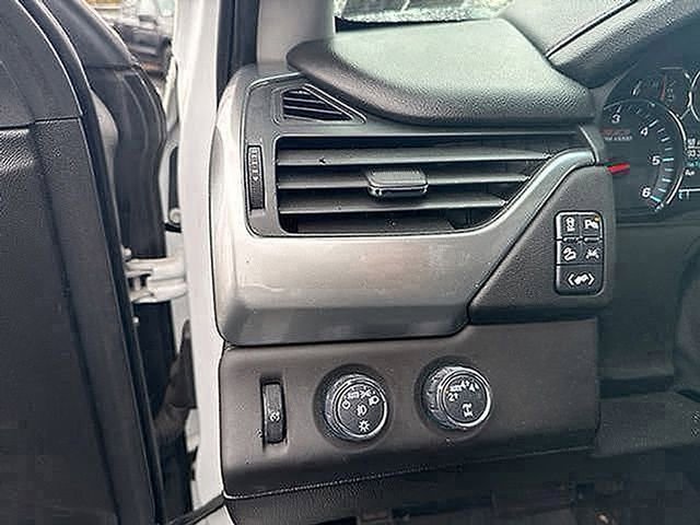 Used 2019 Chevrolet Tahoe LT w/ Luxury Package image 32