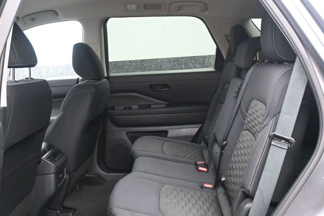 Used 2025 Nissan Pathfinder SV AWD/4WD image 5