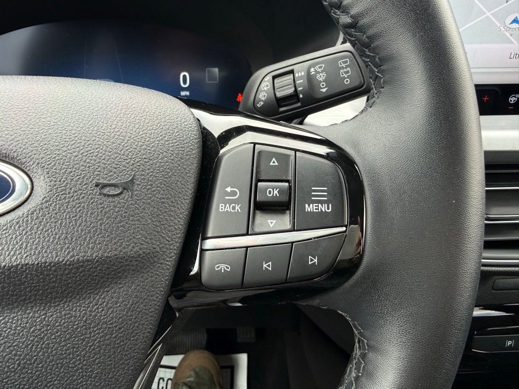 Certified 2023 Ford Escape Platinum w/ Premium Technology Package image 19