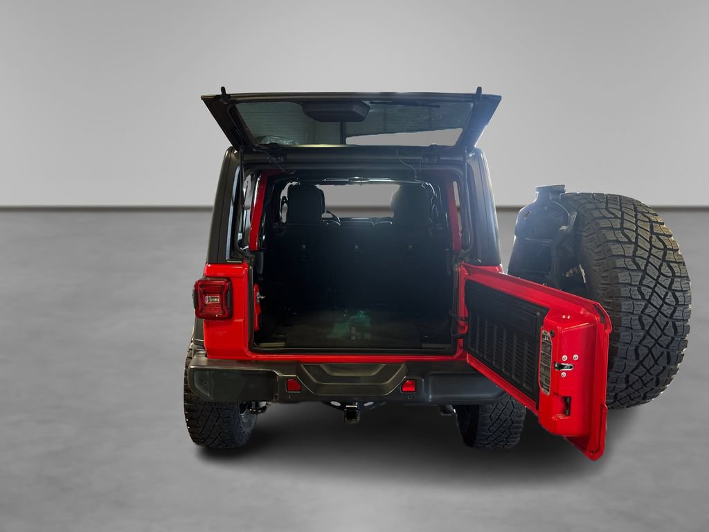 Used 2018 Jeep Wrangler Unlimited Sport S AWD/4WD image 12