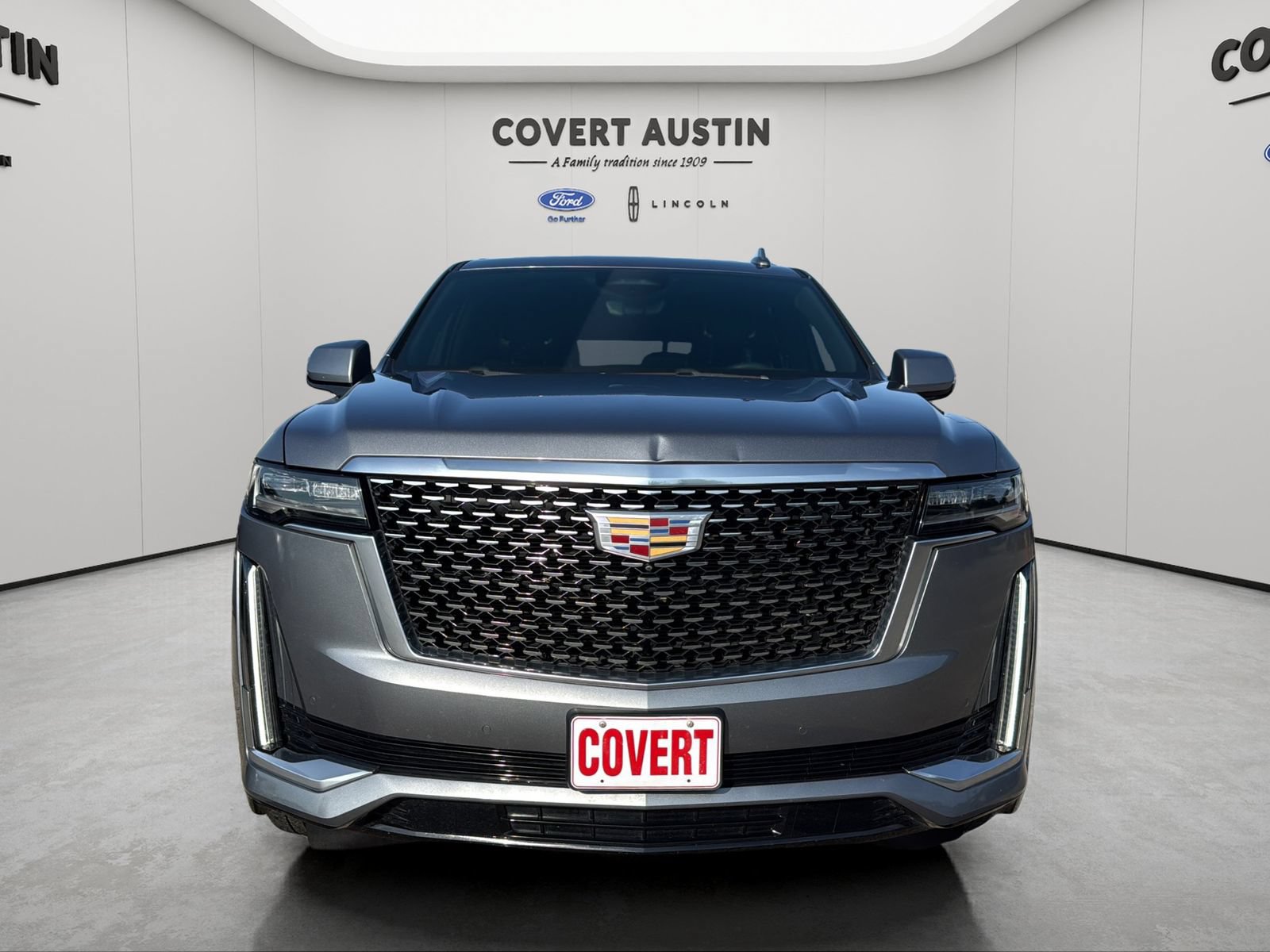 Used 2022 Cadillac Escalade Premium Luxury w/ Performance Package AWD/4WD image 6