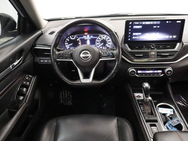 Used 2023 Nissan Altima 2.0 SR FWD image 15