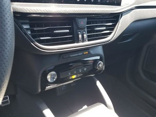 Certified 2023 Ford Escape ST-Line w/ Tech Pack #1 AWD/4WD image 23