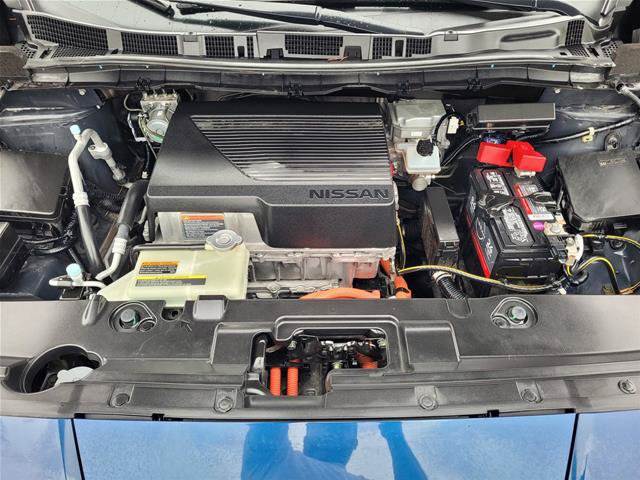 Used 2018 Nissan Leaf SV w/ Protection Package FWD image 36
