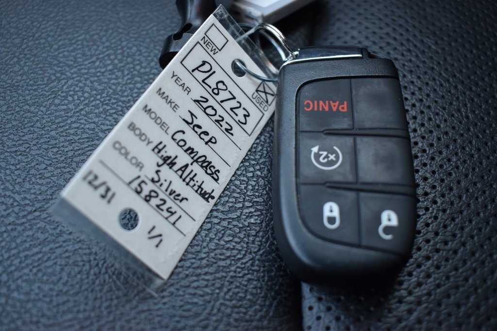 Used 2022 Jeep Compass High Altitude image 14