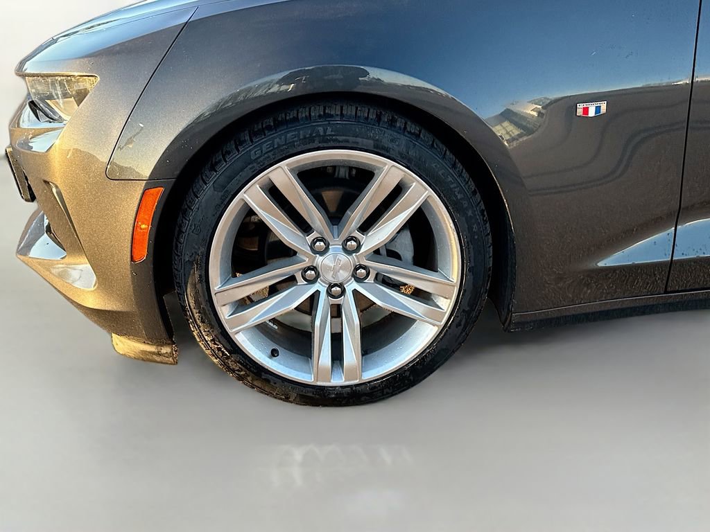 Used 2017 Chevrolet Camaro LT image 19