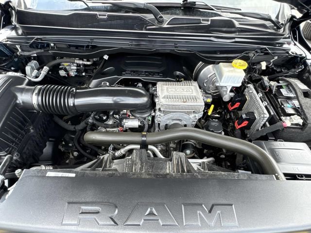 Used 2021 RAM 1500 Laramie AWD/4WD image 10