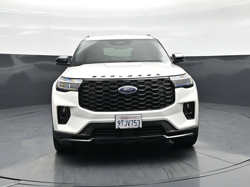 Certified 2025 Ford Explorer ST-Line w/ ST-Line Street Pack AWD/4WD image 19