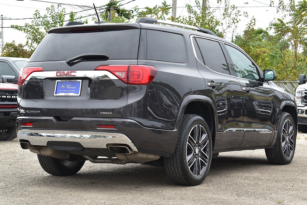 Used 2017 GMC Acadia Denali w/ Technology Package AWD/4WD image 8