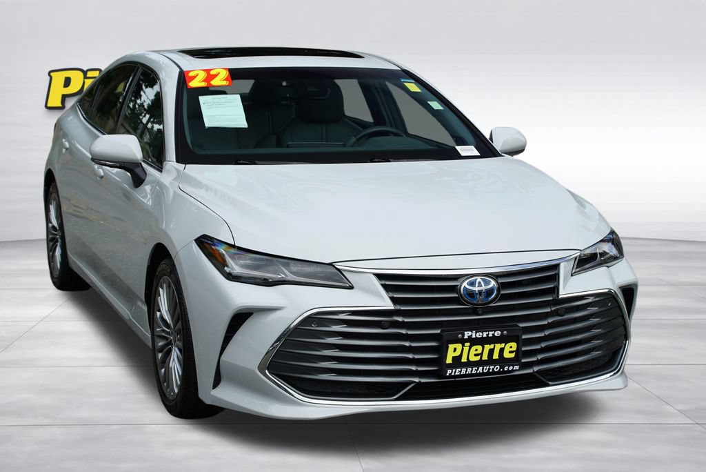 Used 2022 Toyota Avalon Limited w/ Advanced Safety Package FWD image 2