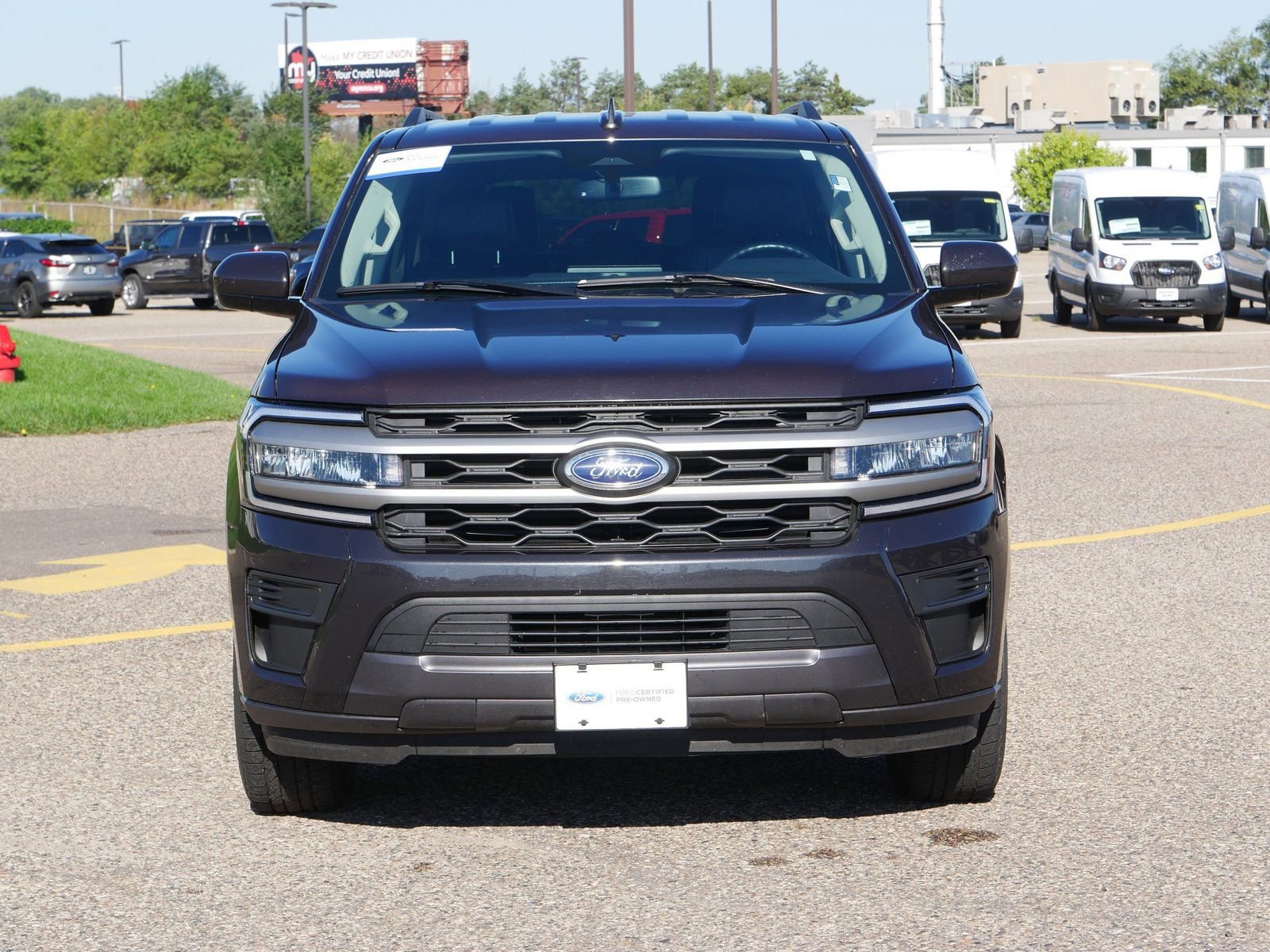 Certified 2024 Ford Expedition XLT image 9