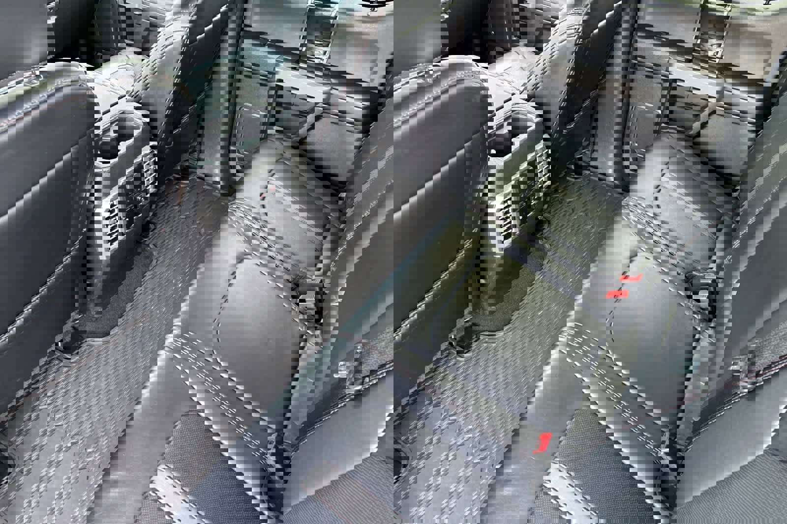 Certified 2021 Ford F350 Platinum image 4