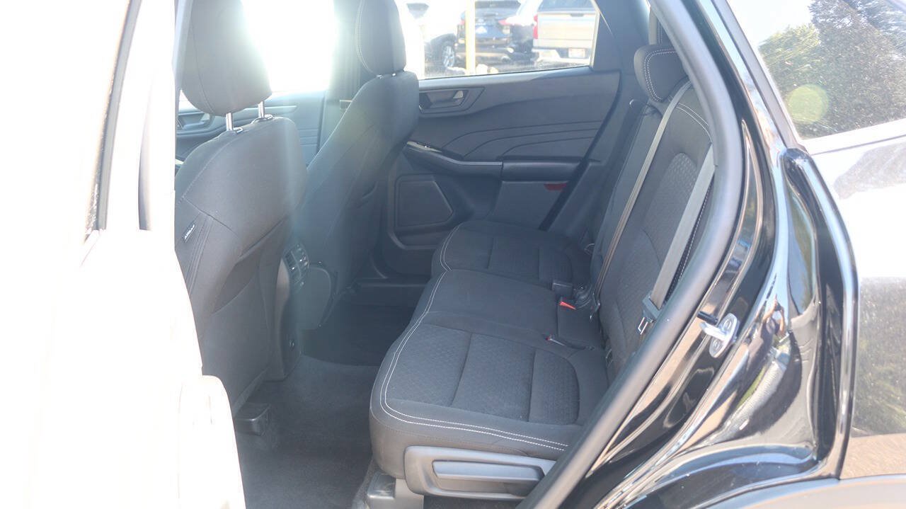 Certified 2024 Ford Escape Active AWD/4WD image 15