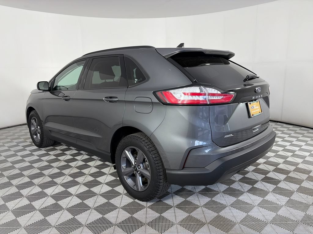 Certified 2023 Ford Edge SEL w/ Sport Appearance Package AWD/4WD image 5