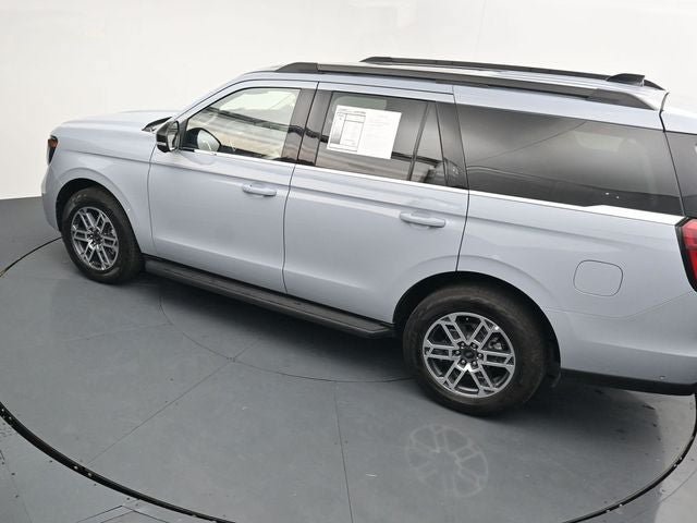 Certified 2025 Ford Expedition Active AWD/4WD image 26