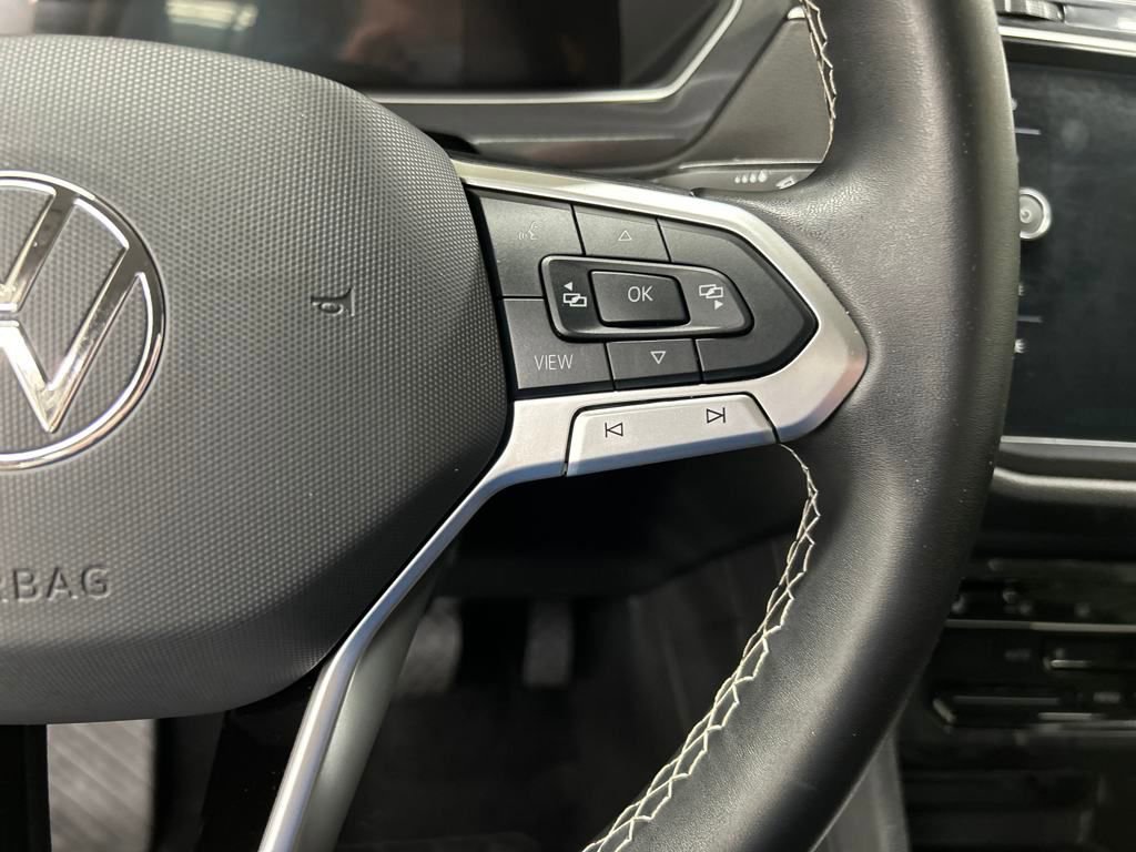 Used 2024 Volkswagen Tiguan SE image 20