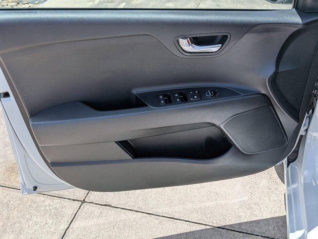 Used 2023 Kia Rio LX FWD image 13