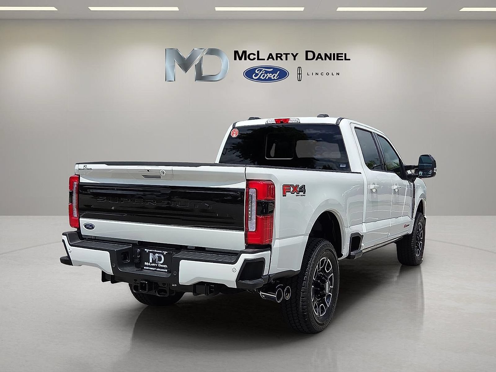 Certified 2025 Ford F250 Platinum AWD/4WD image 5