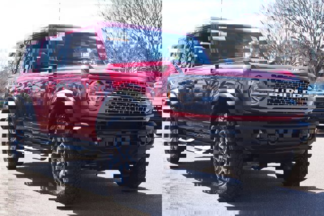 Certified 2025 Ford Bronco Badlands image 7