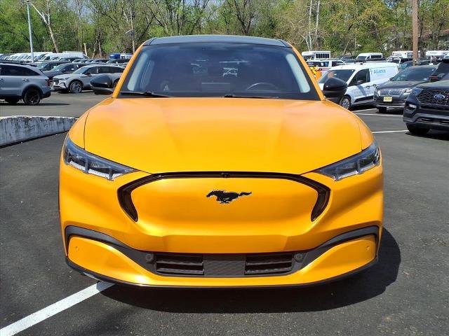 Certified 2022 Ford Mustang Mach-E Premium AWD/4WD image 19