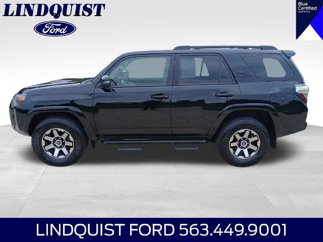 Used 2023 Toyota 4Runner TRD Off-Road Premium w/ Off Road Premium Plus Package AWD/4WD image 3