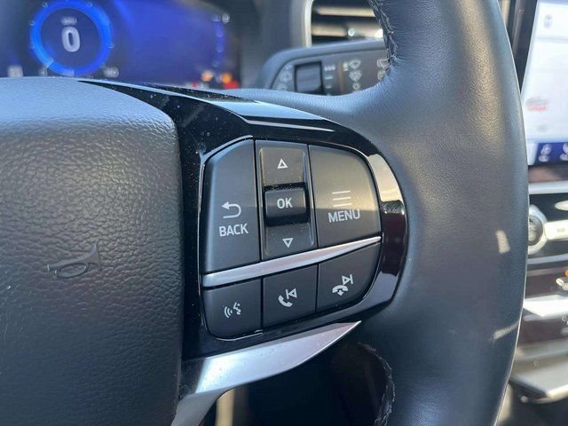 Certified 2023 Ford Explorer Platinum w/ Premium Technology Package image 26