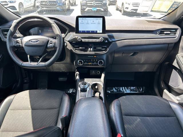 Certified 2025 Ford Escape ST-Line Select AWD/4WD image 11