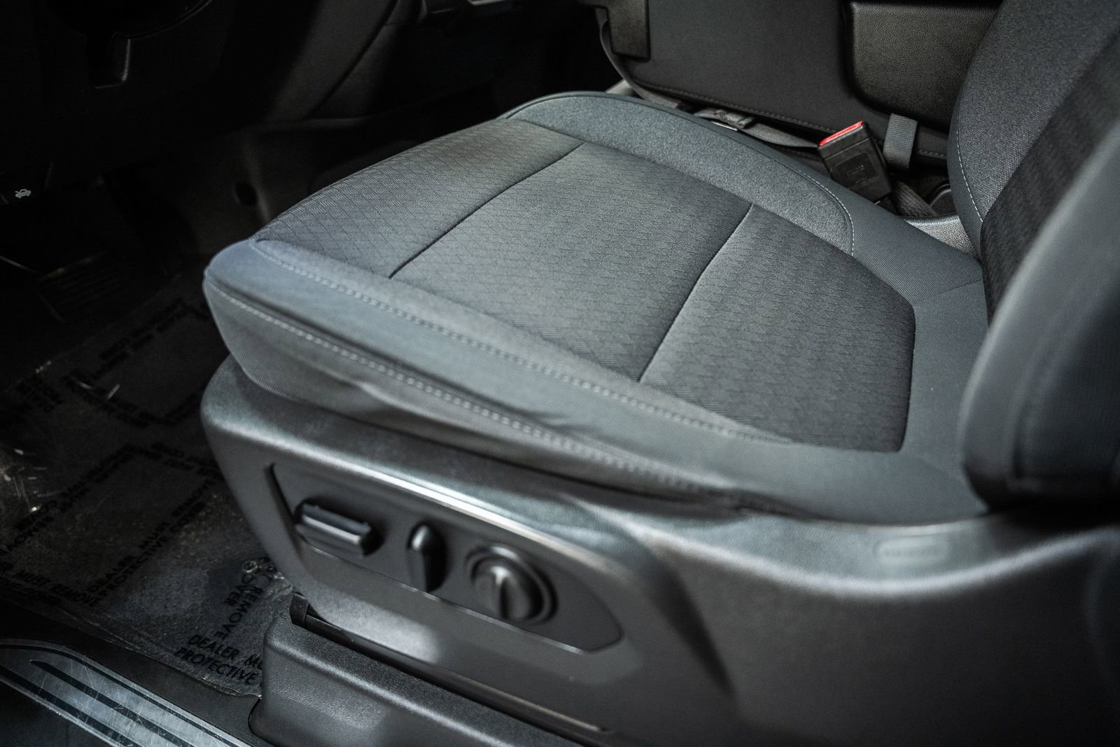 Used 2020 Chevrolet Silverado 1500 LT w/ All-Star Edition image 35