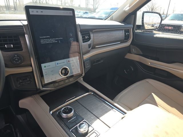 Certified 2023 Ford Expedition Limited AWD/4WD image 17