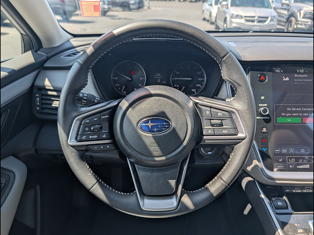 Used 2025 Subaru Outback Premium AWD/4WD image 16