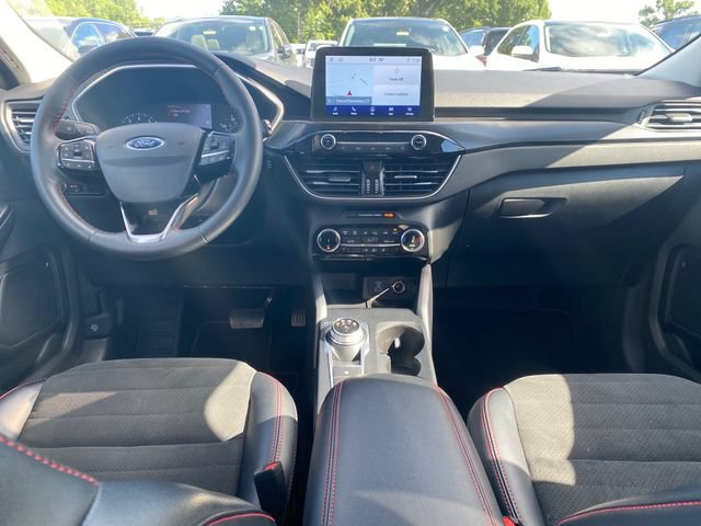 Certified 2022 Ford Escape SEL w/ SEL Stealth AWD Package image 13