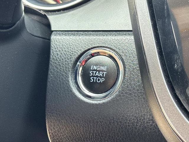 Used 2020 Toyota Camry XSE w/ Navigation Package image 17