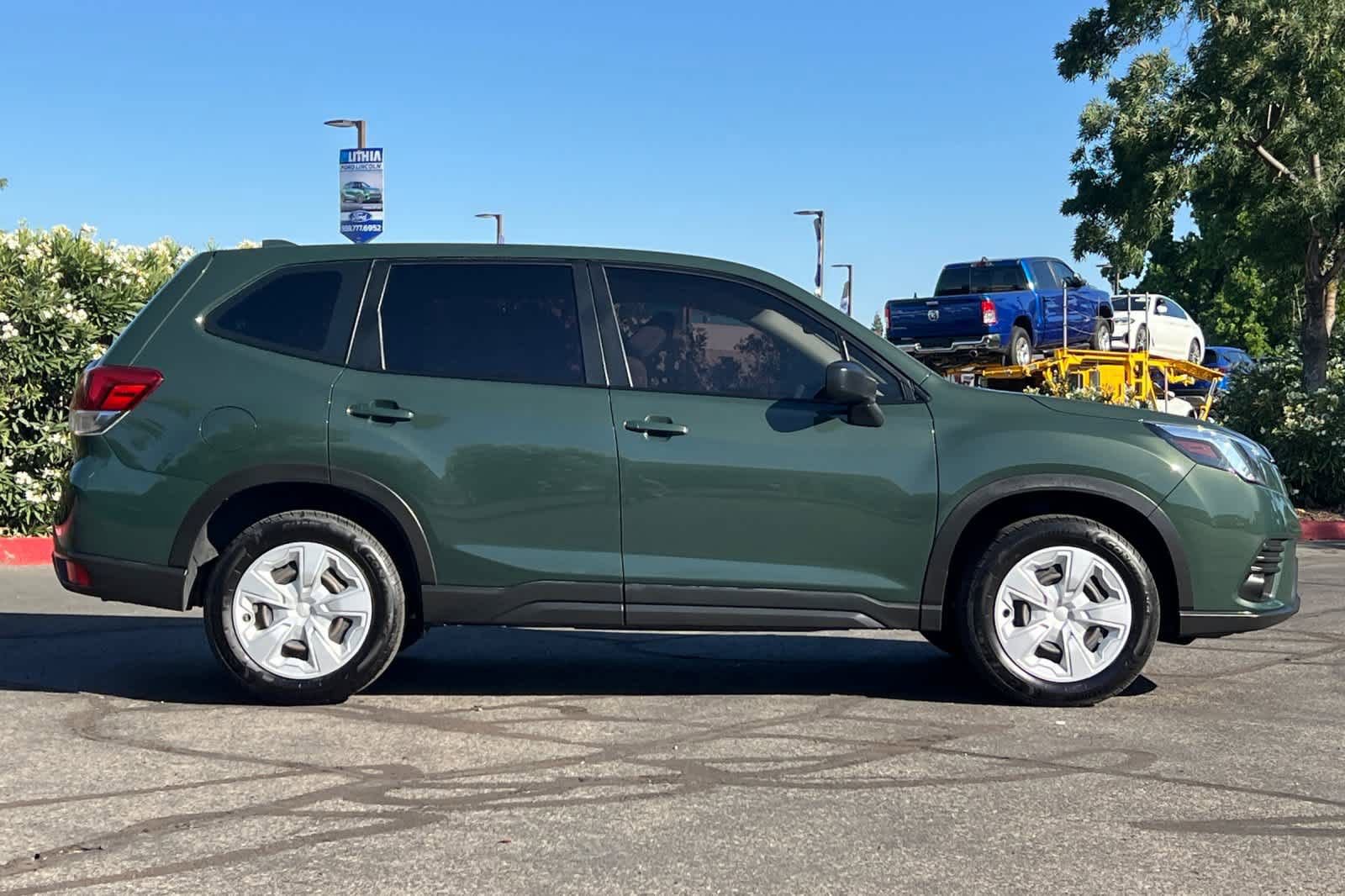 Used 2023 Subaru Forester AWD/4WD image 8