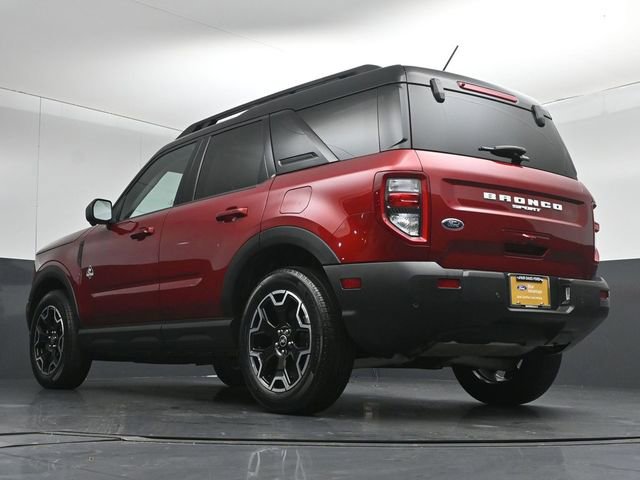 Certified 2025 Ford Bronco Sport Outer Banks w/ Outer Banks Tech Package+ AWD/4WD image 43