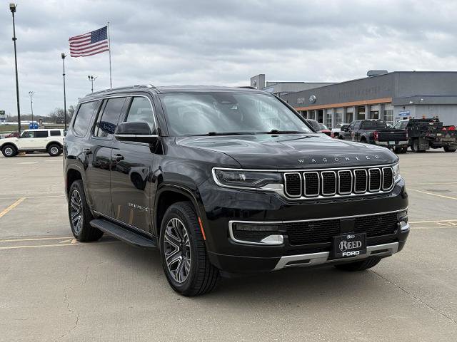 Used 2024 Jeep Wagoneer Series II w/ Flexible Seating Group AWD/4WD image 2