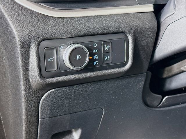 Certified 2022 Ford Explorer XLT w/ Equipment Group 202A image 10