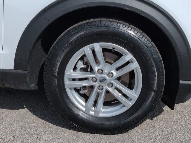 Certified 2024 Ford Explorer XLT w/ Equipment Group 202A image 11