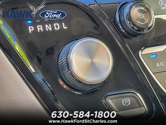 Used 2019 Chrysler Pacifica Touring-L FWD image 16