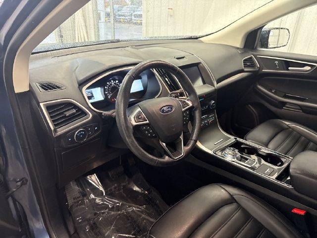 Certified 2019 Ford Edge SEL w/ Equipment Group 201A AWD/4WD image 36