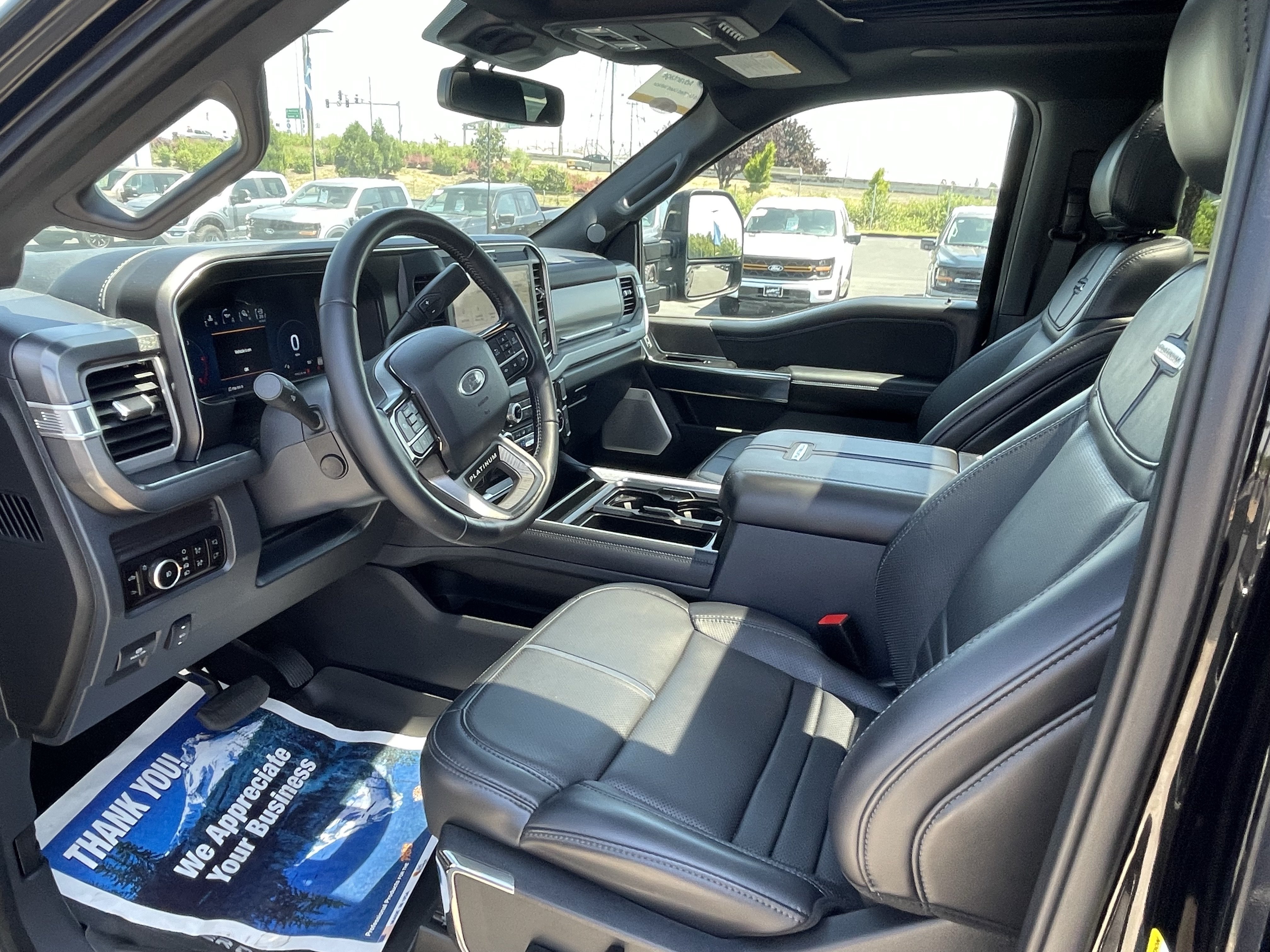 Certified 2025 Ford F350 Platinum w/ FX4 Off-Road Package AWD/4WD image 7