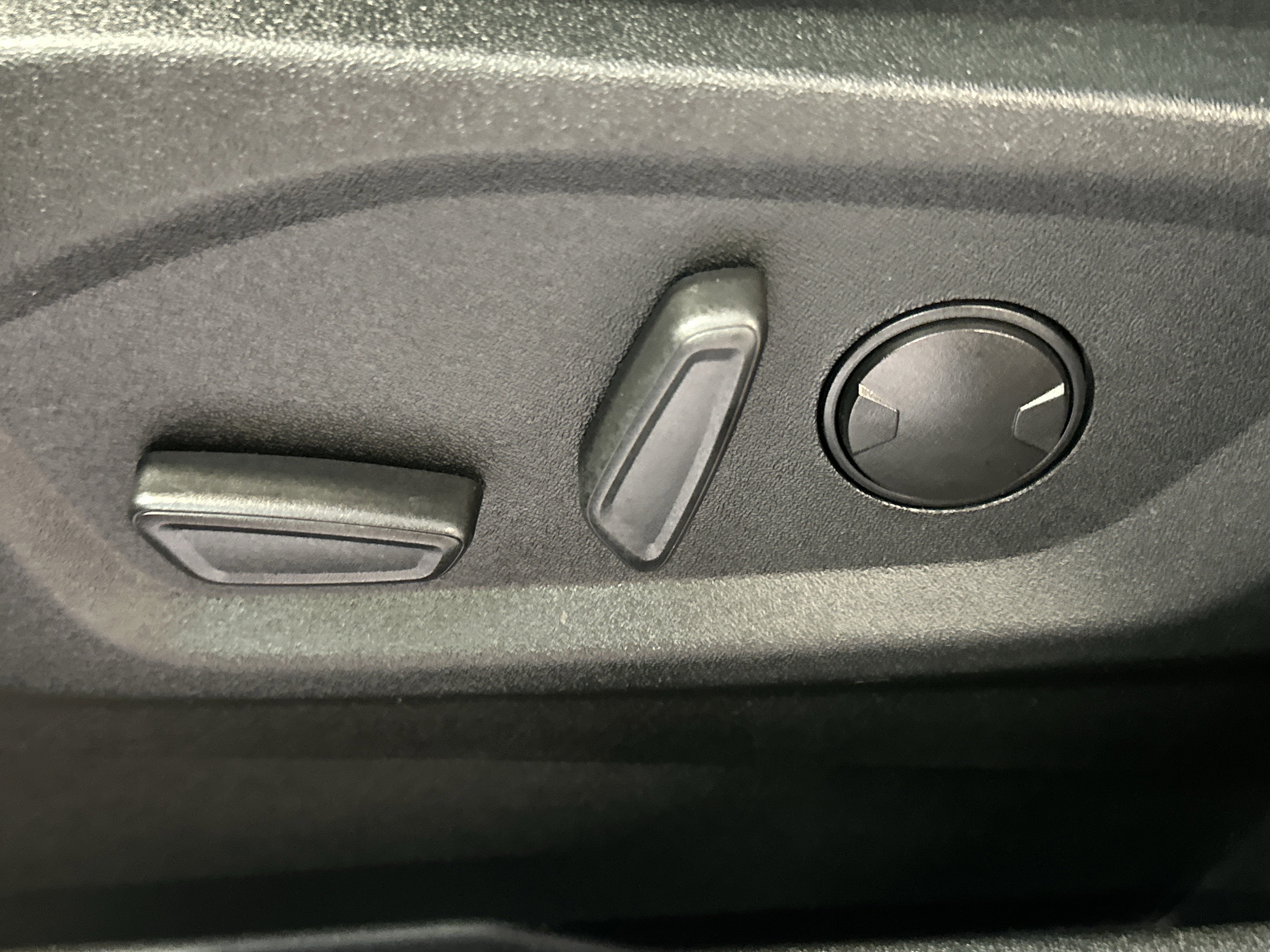 Certified 2022 Ford Edge SEL w/ Convenience Package image 23