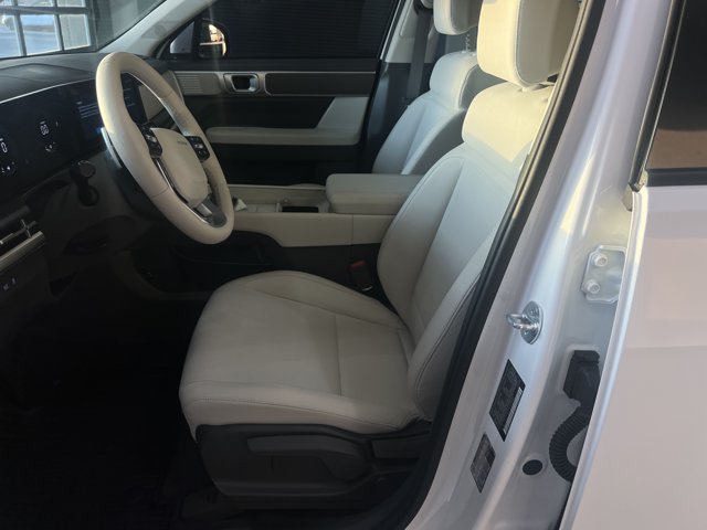 Used 2026 Hyundai Santa Fe SE FWD image 9