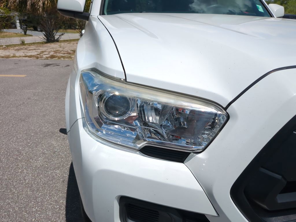 Used 2020 Toyota Tacoma SR w/ SR Convenience Package RWD image 7